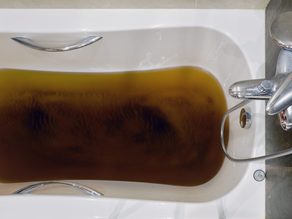 Badewanne verstopft - Abfluss Erb